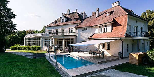 Schönes Haus mit Pool